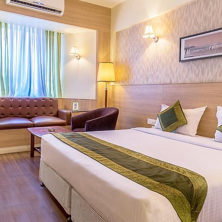 ทรีโบ ทริสต์ แกรนด์ เอมเมอรัลด์ Hotel Pimpri-Chinchwad ภายนอก รูปภาพ