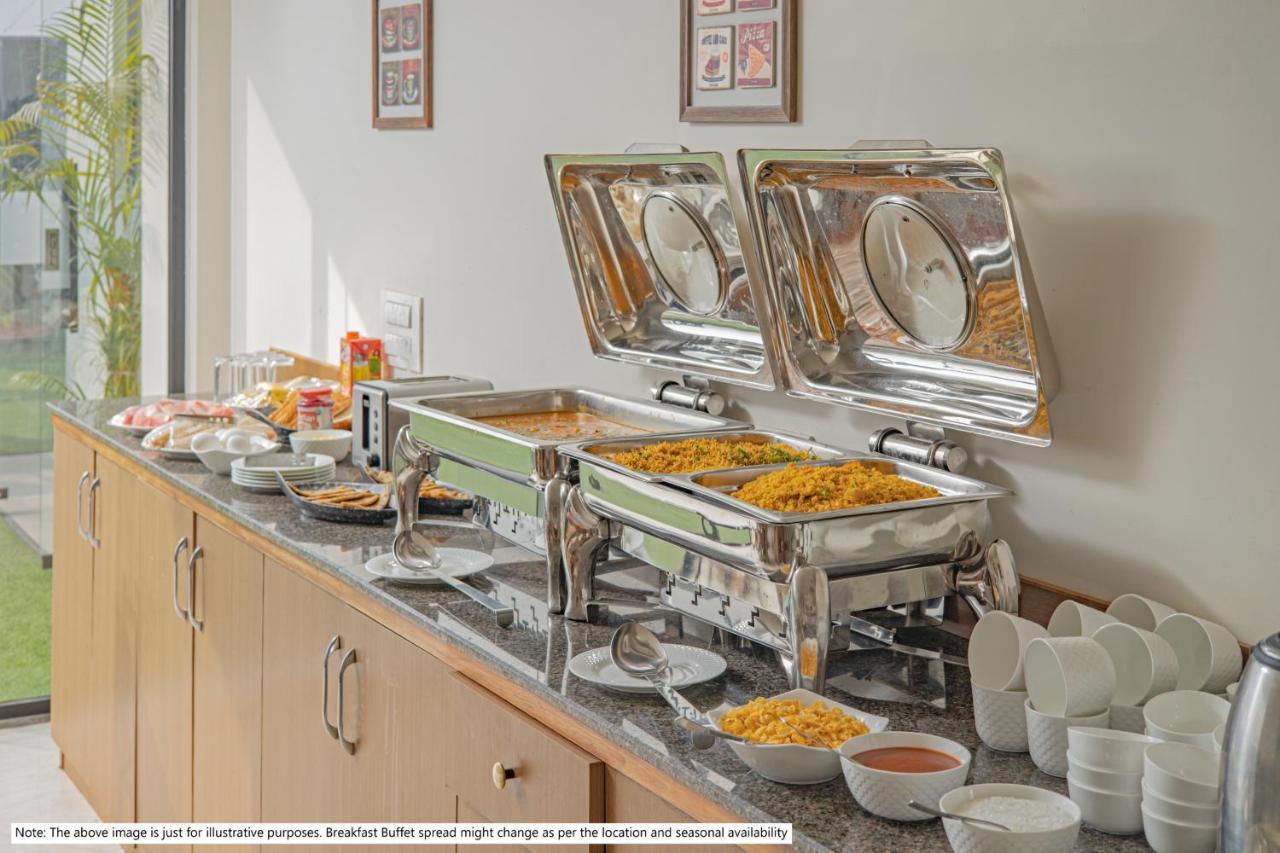 ทรีโบ ทริสต์ แกรนด์ เอมเมอรัลด์ Hotel Pimpri-Chinchwad ภายนอก รูปภาพ