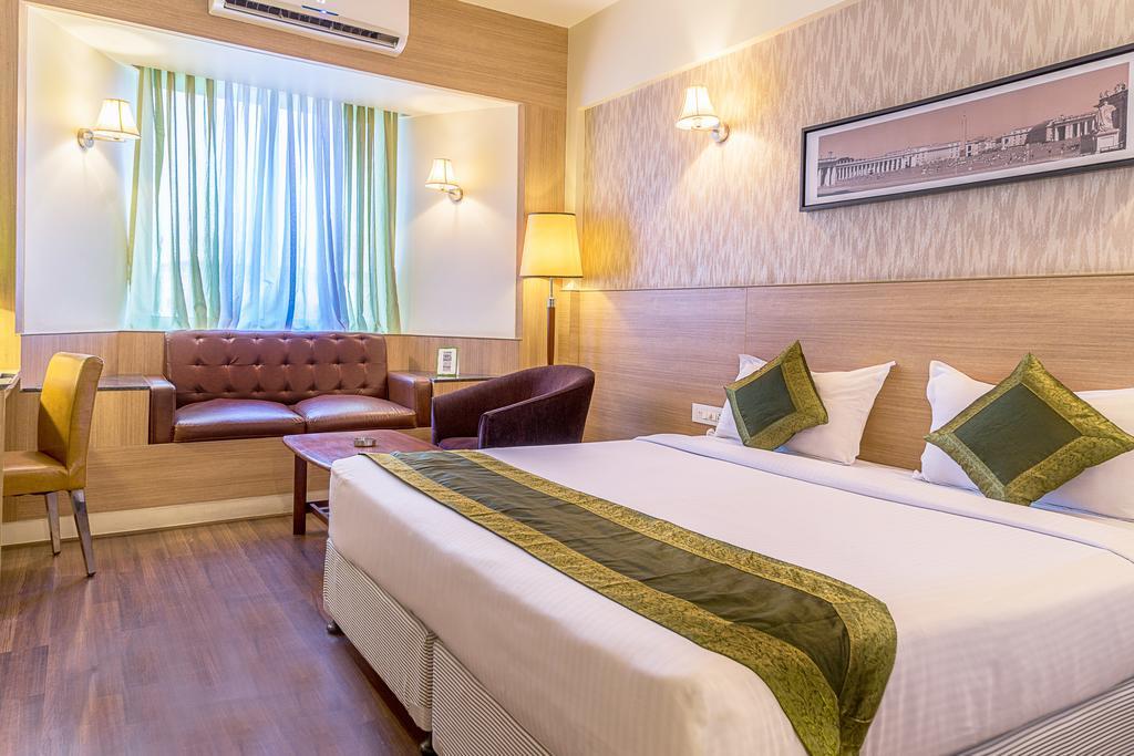 ทรีโบ ทริสต์ แกรนด์ เอมเมอรัลด์ Hotel Pimpri-Chinchwad ภายนอก รูปภาพ